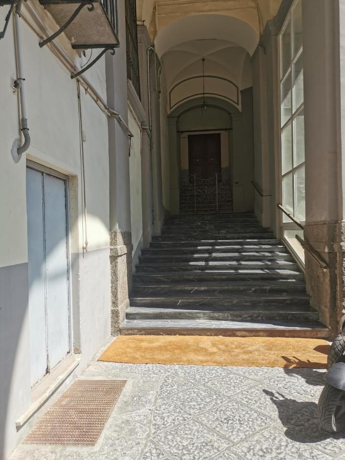 Napoli Centro Chiaia Apartment Ngoại thất bức ảnh